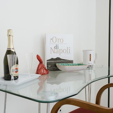 Apartamento Al Centro Di Napoli Exterior foto
